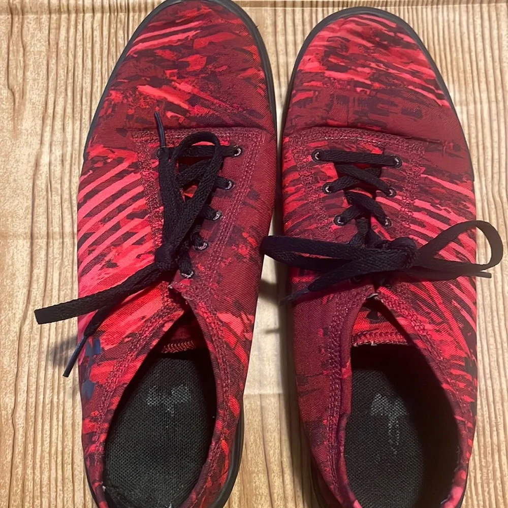 Boys Under Armour Casual Shoes - Picture 1 of 5